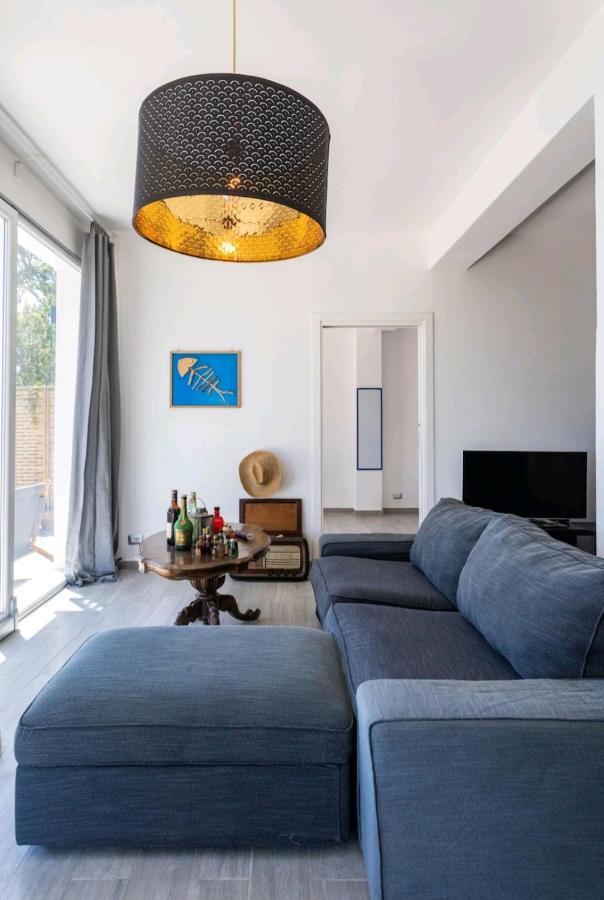 Villa'S Apartment On The Beach, Swimming Pool A/C 팔레르모 외부 사진
